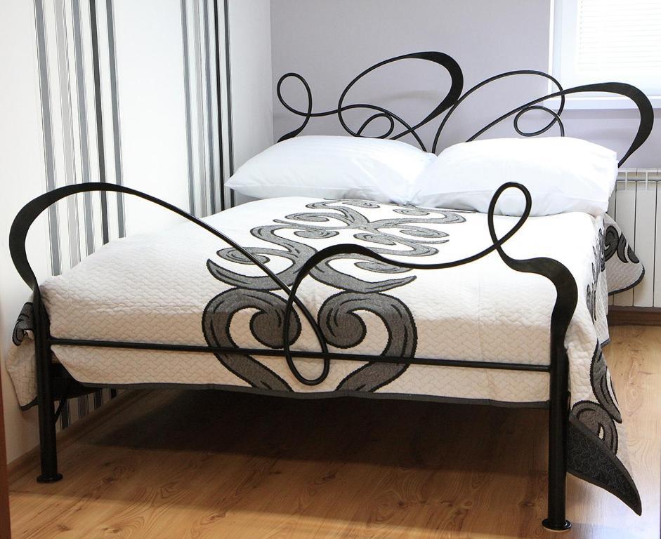 Leo Hostel Πόζναν Εξωτερικό φωτογραφία