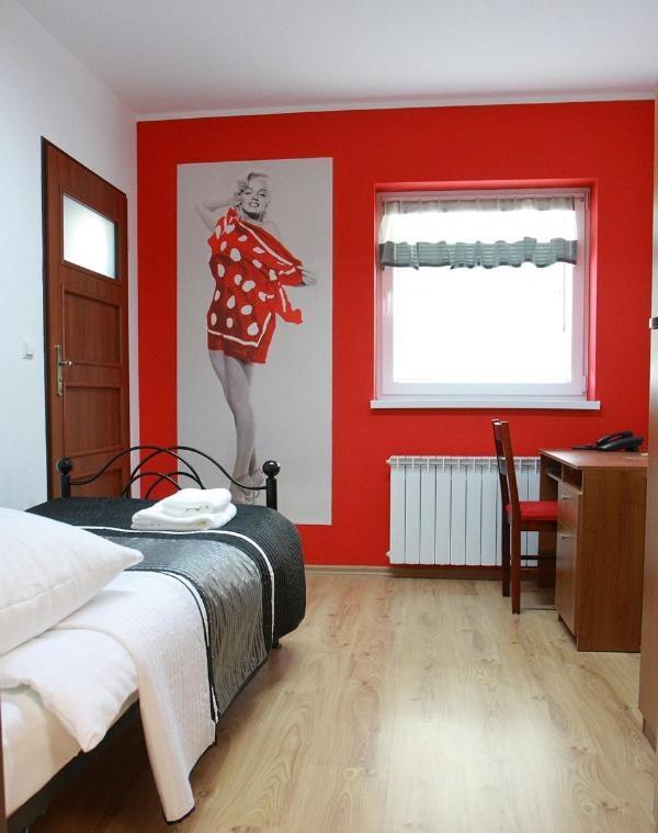 Leo Hostel Πόζναν Εξωτερικό φωτογραφία